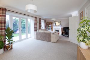 Sitting / Dining Room- click for photo gallery